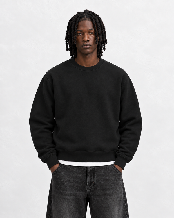 Boxy Regular Fit Crewneck in Black