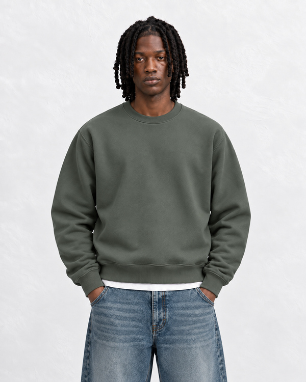 Boxy Regular Fit Crewneck in Dark Green
