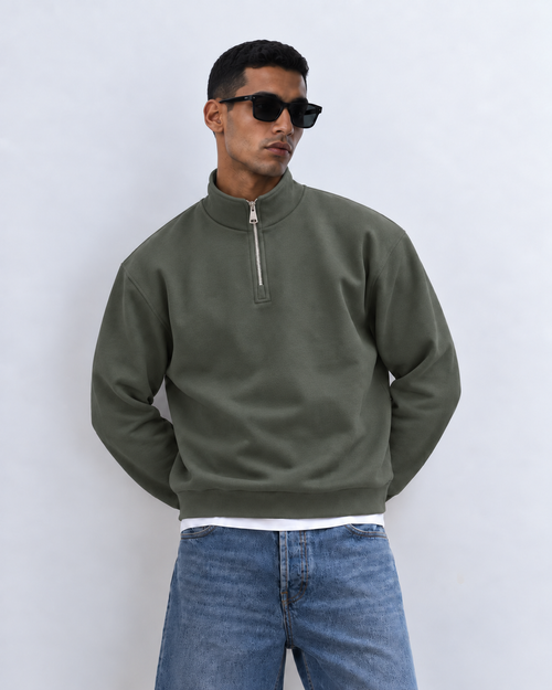 Boxy Regular Fit Quarter-Zip in Dark Green