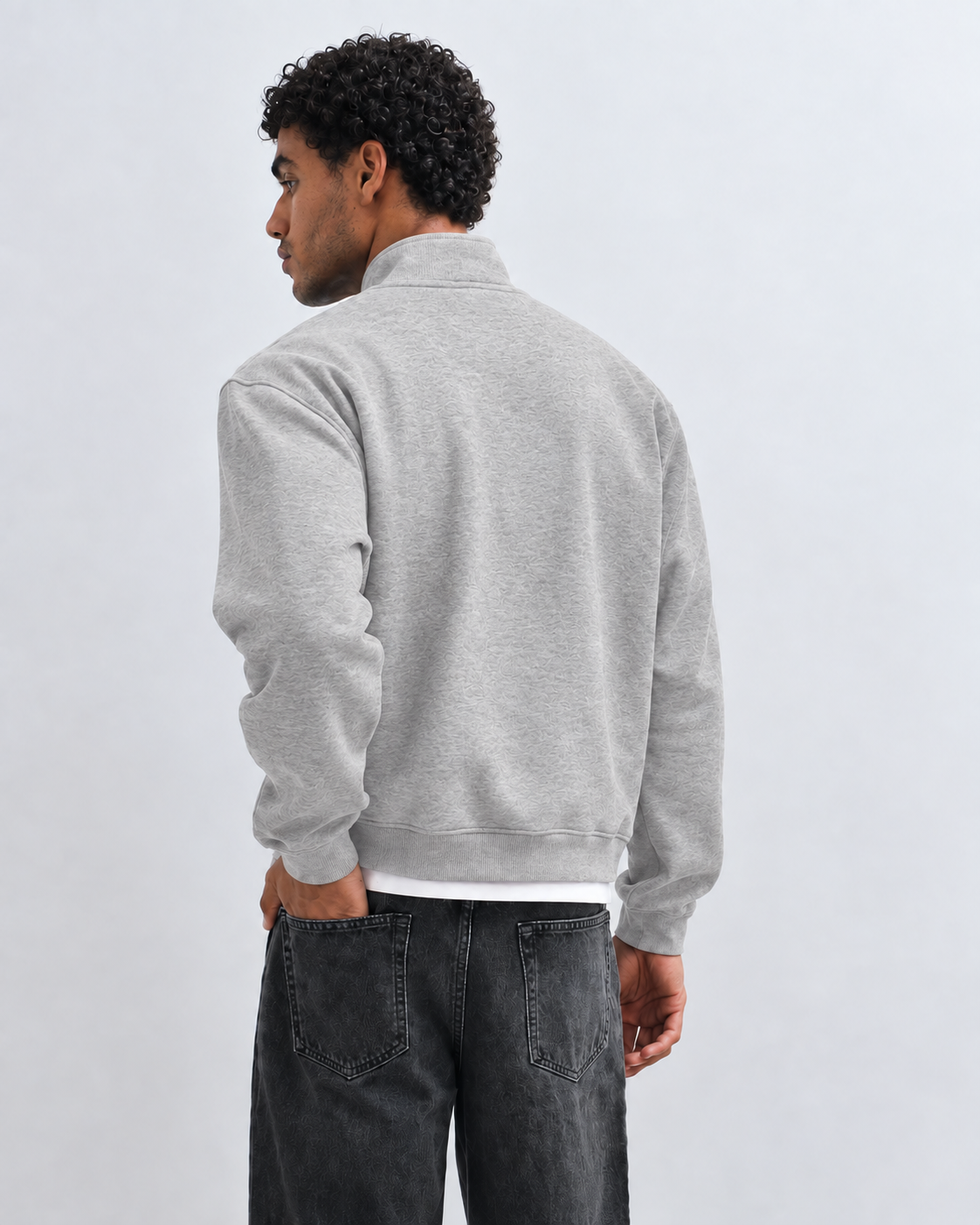 Boxy Regular Fit Quarter-Zip in Gray